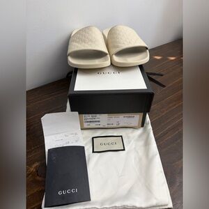 Gucci Cream Quilted Slide Sandals